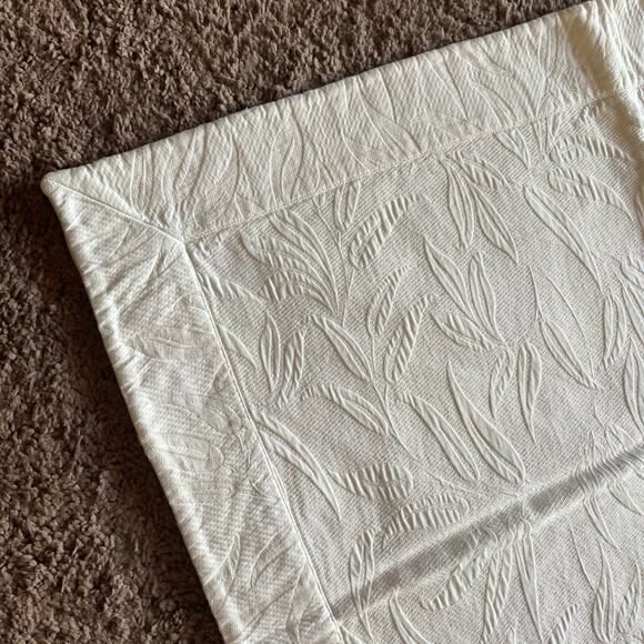 N.C. Souther Pillow sham in ivory damask
